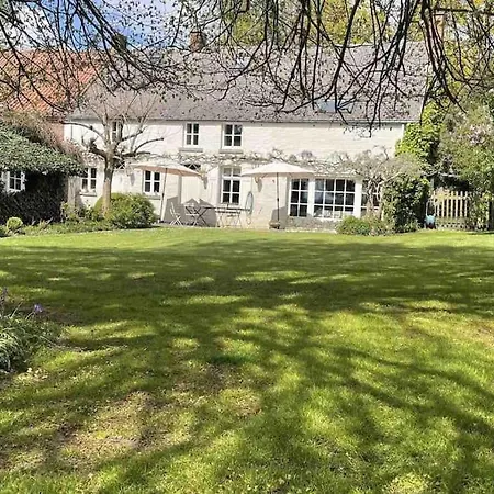 Le - Graty Villa Silly